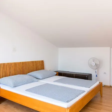 Quarto em Acomodações Particulares Diana *