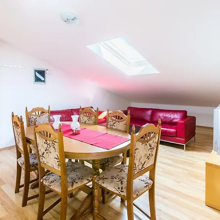 Diana Quarto em Acomodações Particulares