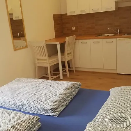 Diana Quarto em Acomodações Particulares *